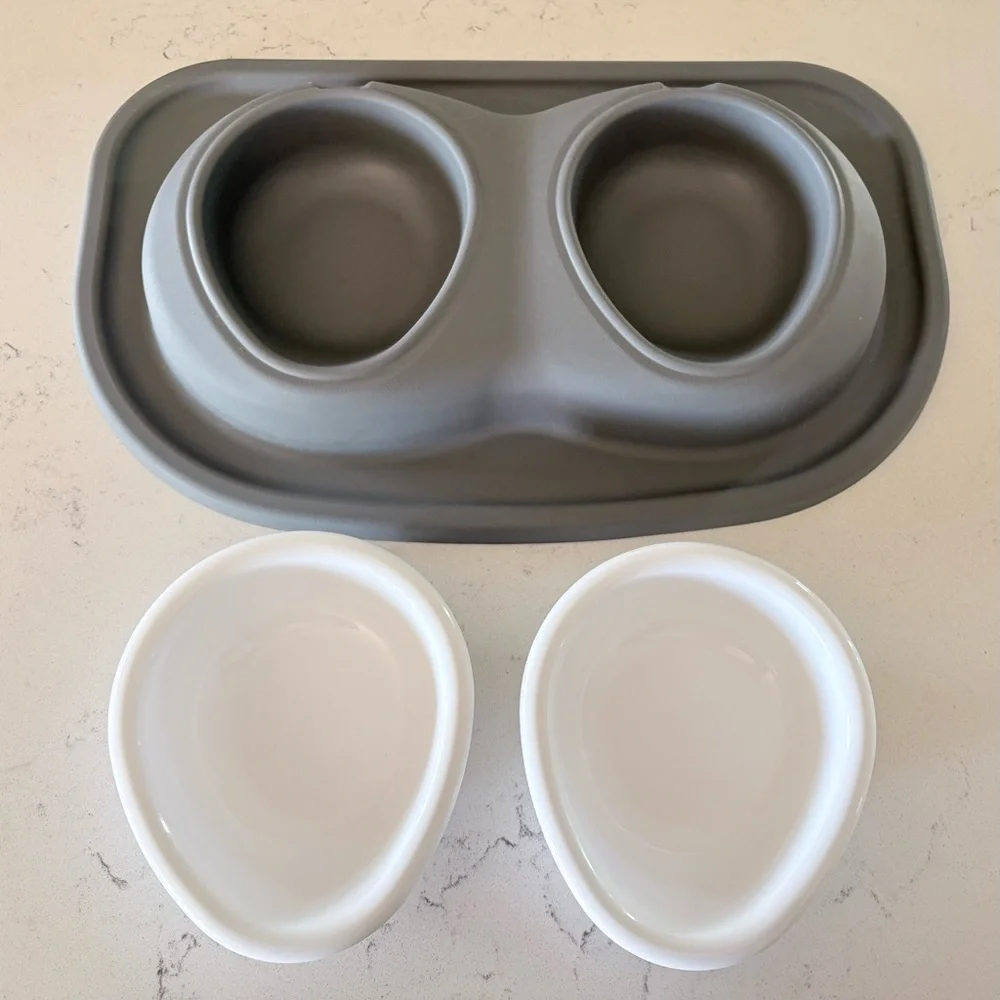 WeatherTech  Pet Comfort Feeding Bowl Gray & White Double “Dog or Cat”